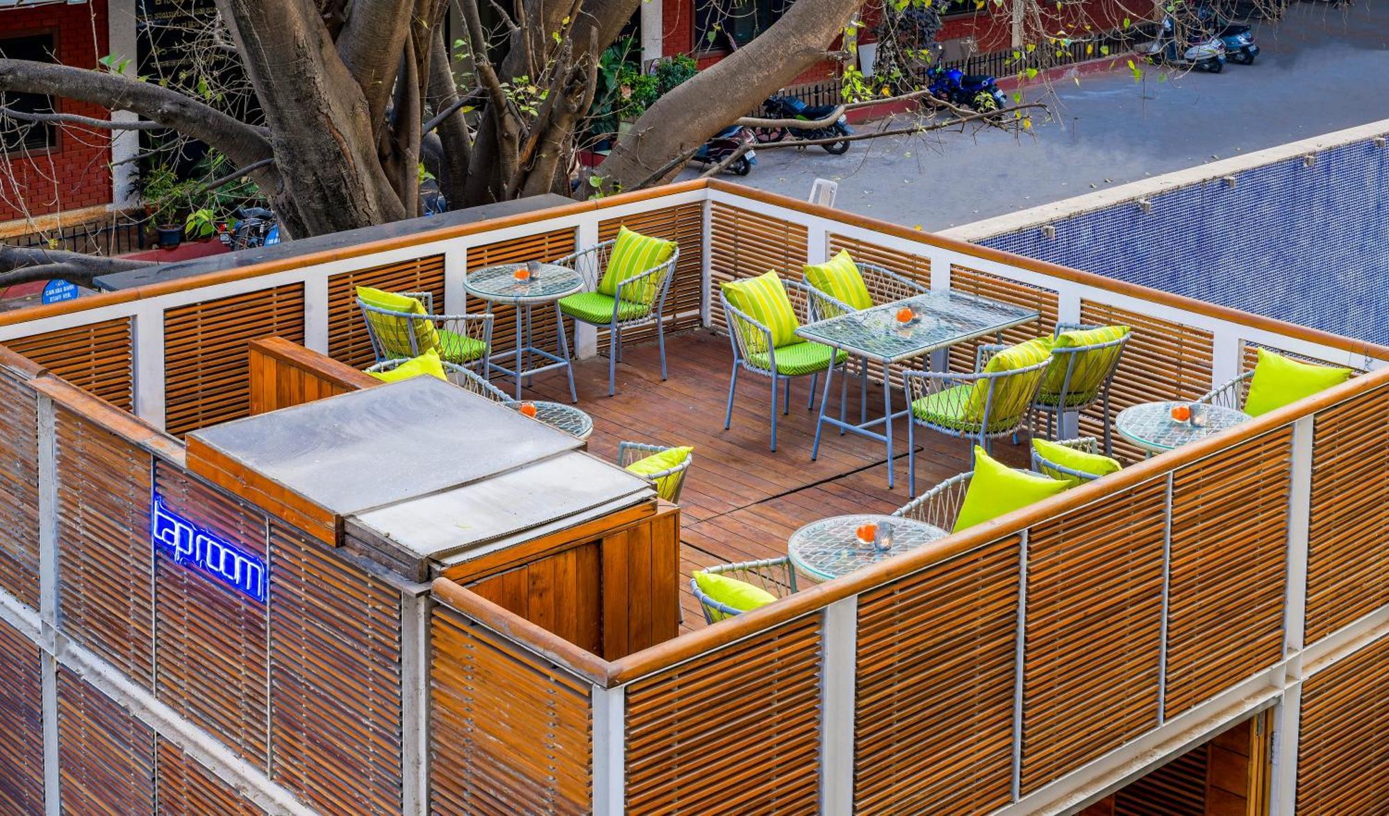 The Park Bangalore, Mg Road Εξωτερικό φωτογραφία A restaurant in the resort